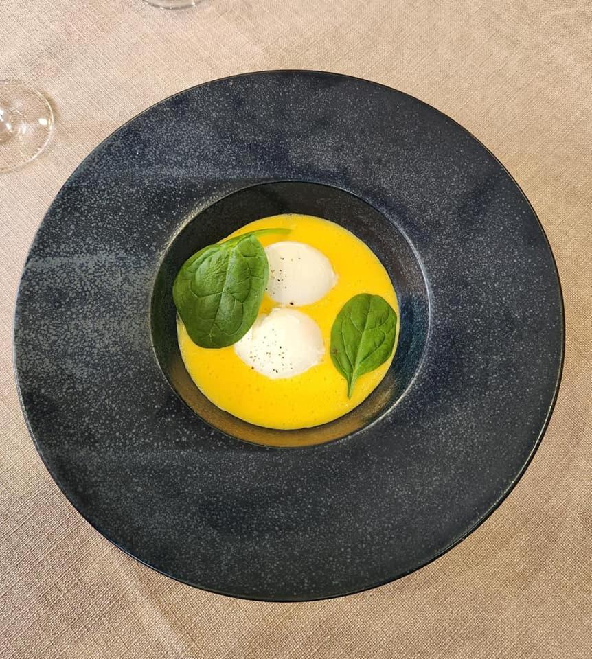 Logis Hotel & Restaurant Le Soleil D'Or Montigny-la-Resle Ngoại thất bức ảnh